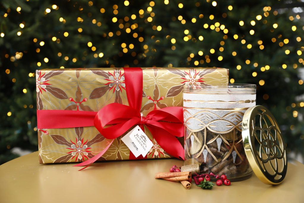 Pre-wrapped_Gifts2